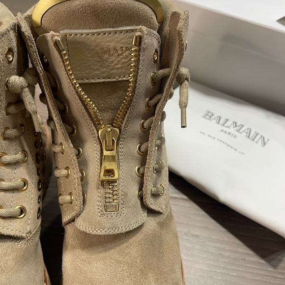 - Balmain Tia Tundra grommet boots in sable sand. Size 39. Great condition - Picture 9 of 11
